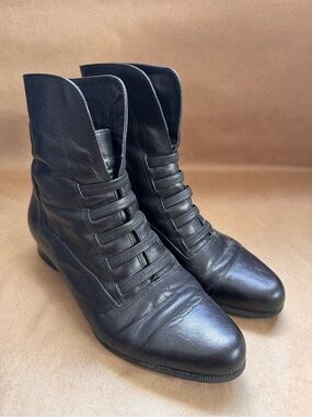 Avellino Black Leather Granny Boots. Size EU38